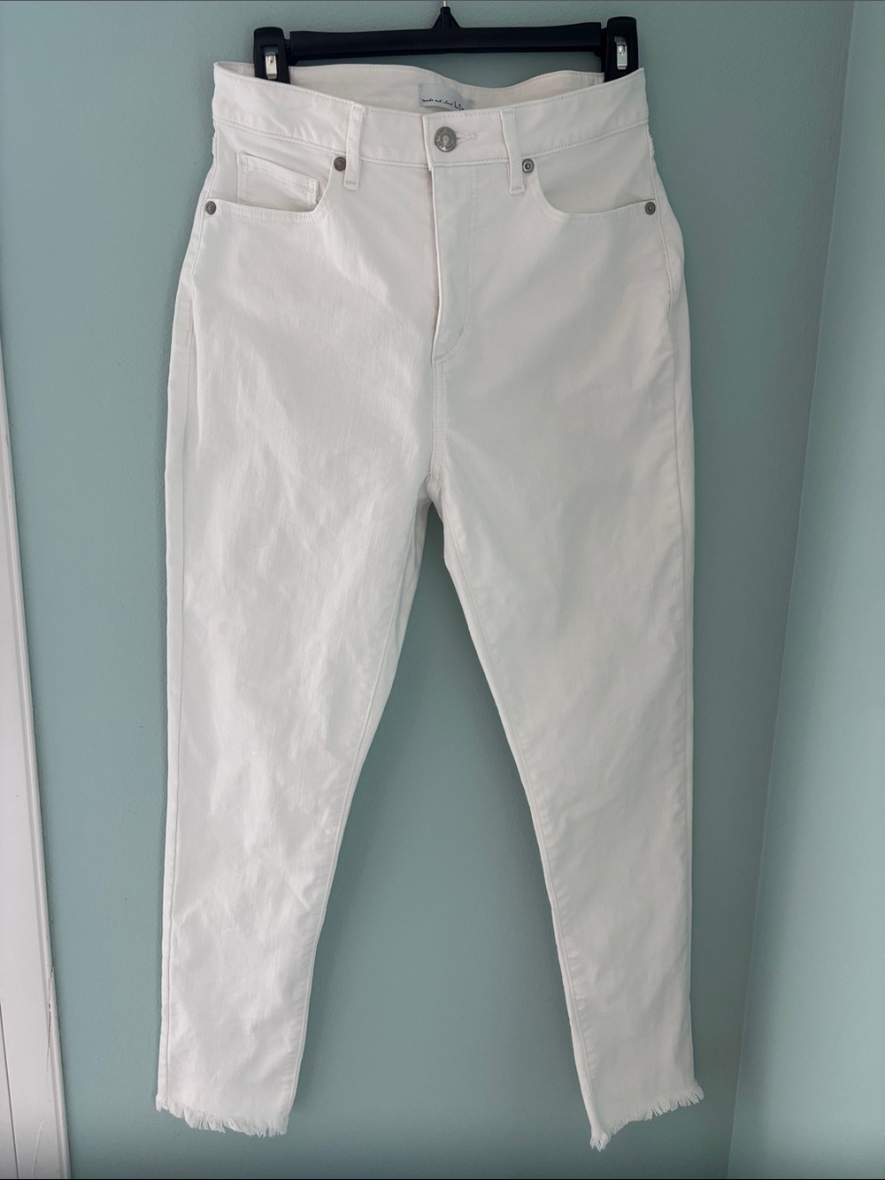 LOFT White High-Rise Skinny Jeans 4/27